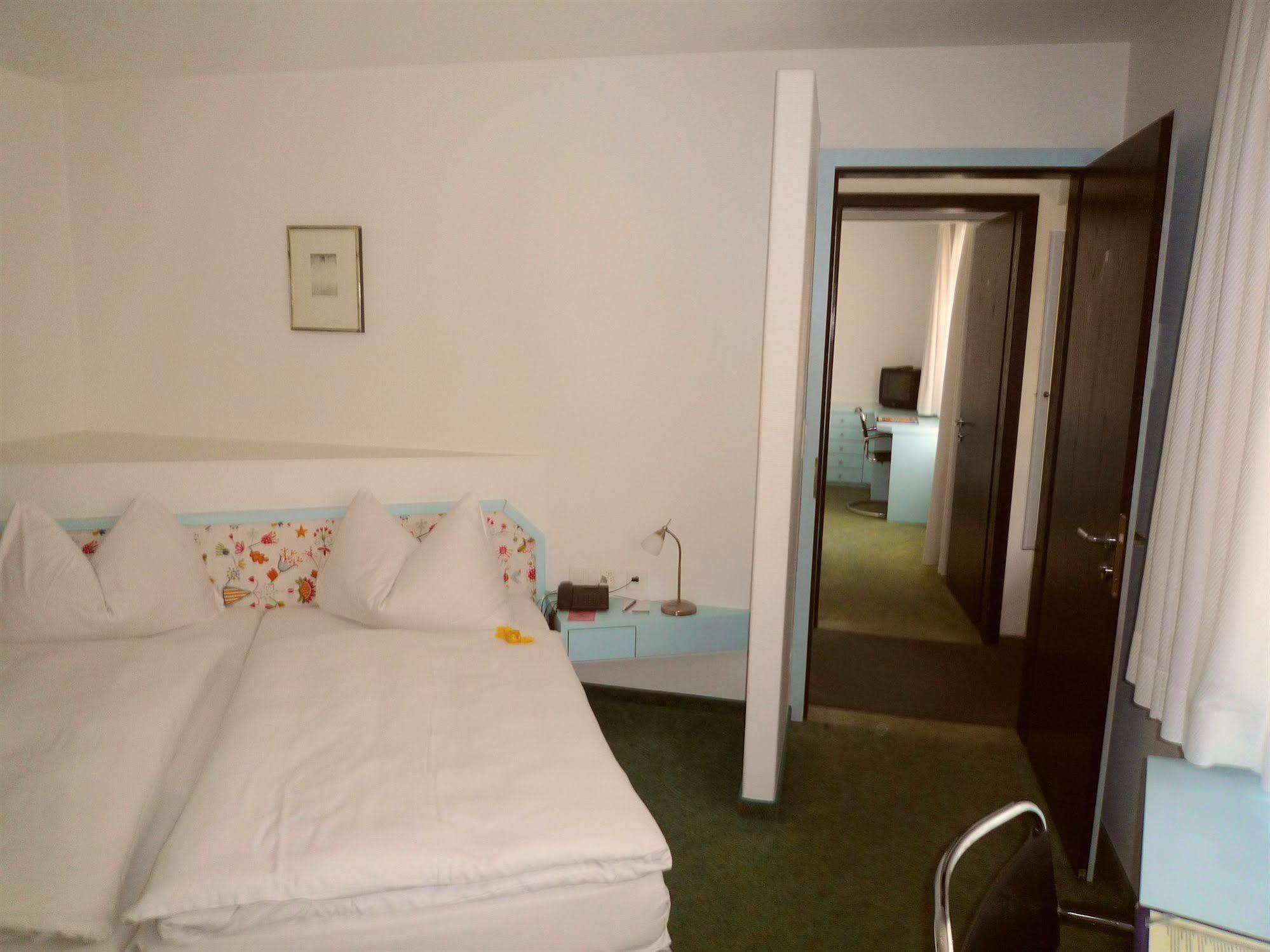 Albergo Gardenia Caslano Exterior foto